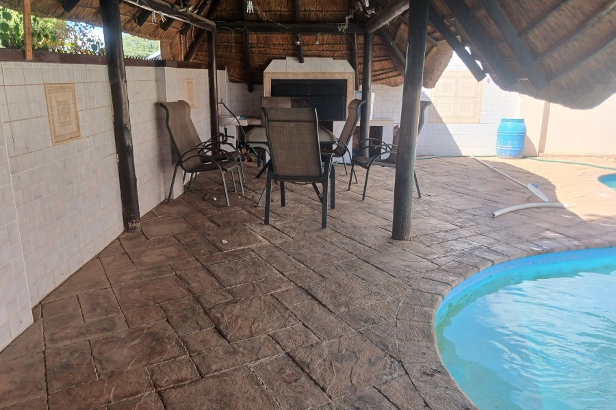 To Let commercial Property for Rent in West End Northern Cape